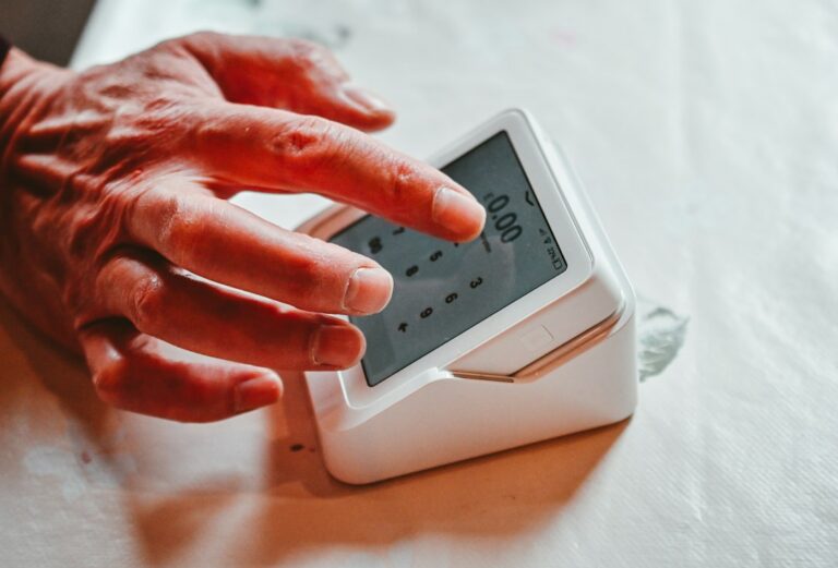 Handheld fingerprint capture device, representing FD-258 ink fingerprint cards