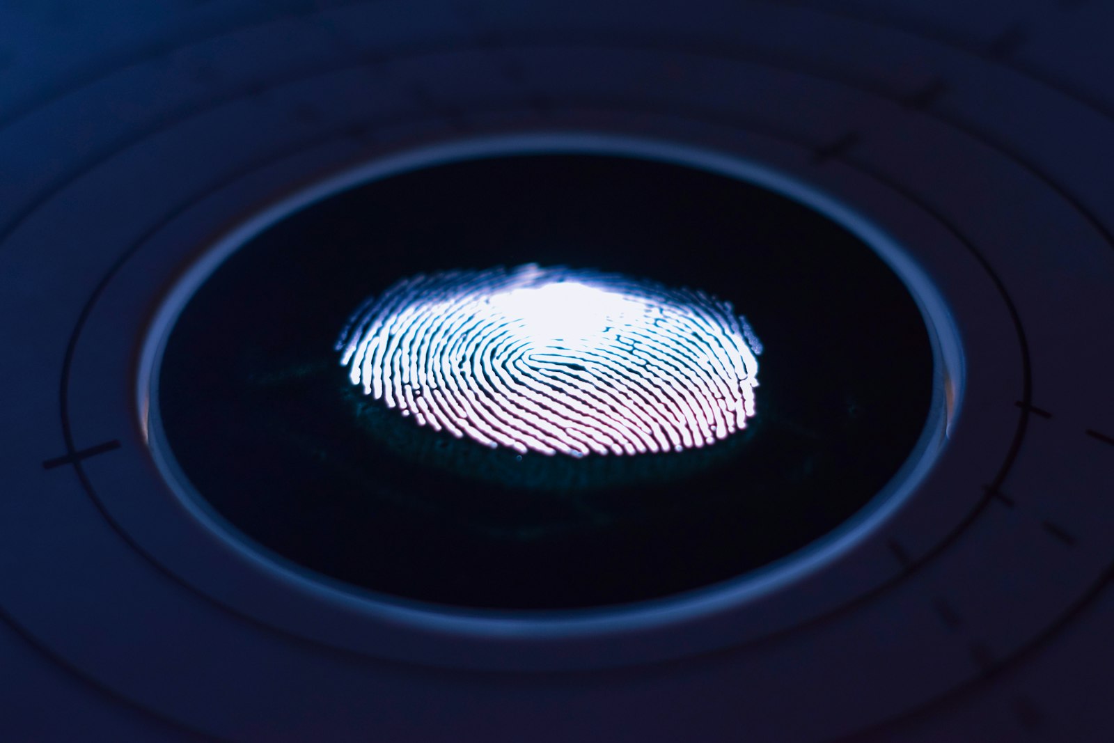 Escáner de huellas digitales para la carta de antecedentes del FBI en San Jose